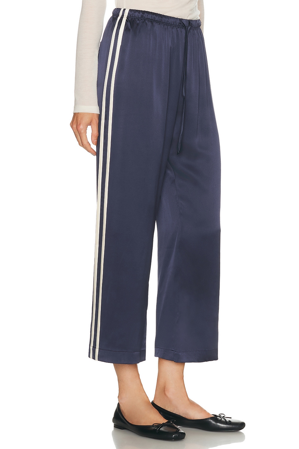 Donni The Silk Stripe Crop Pant In Blue