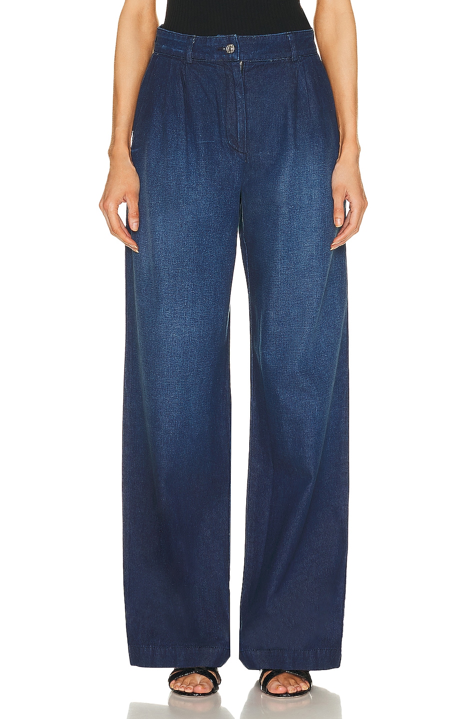 Swan Embroidered Denim Short