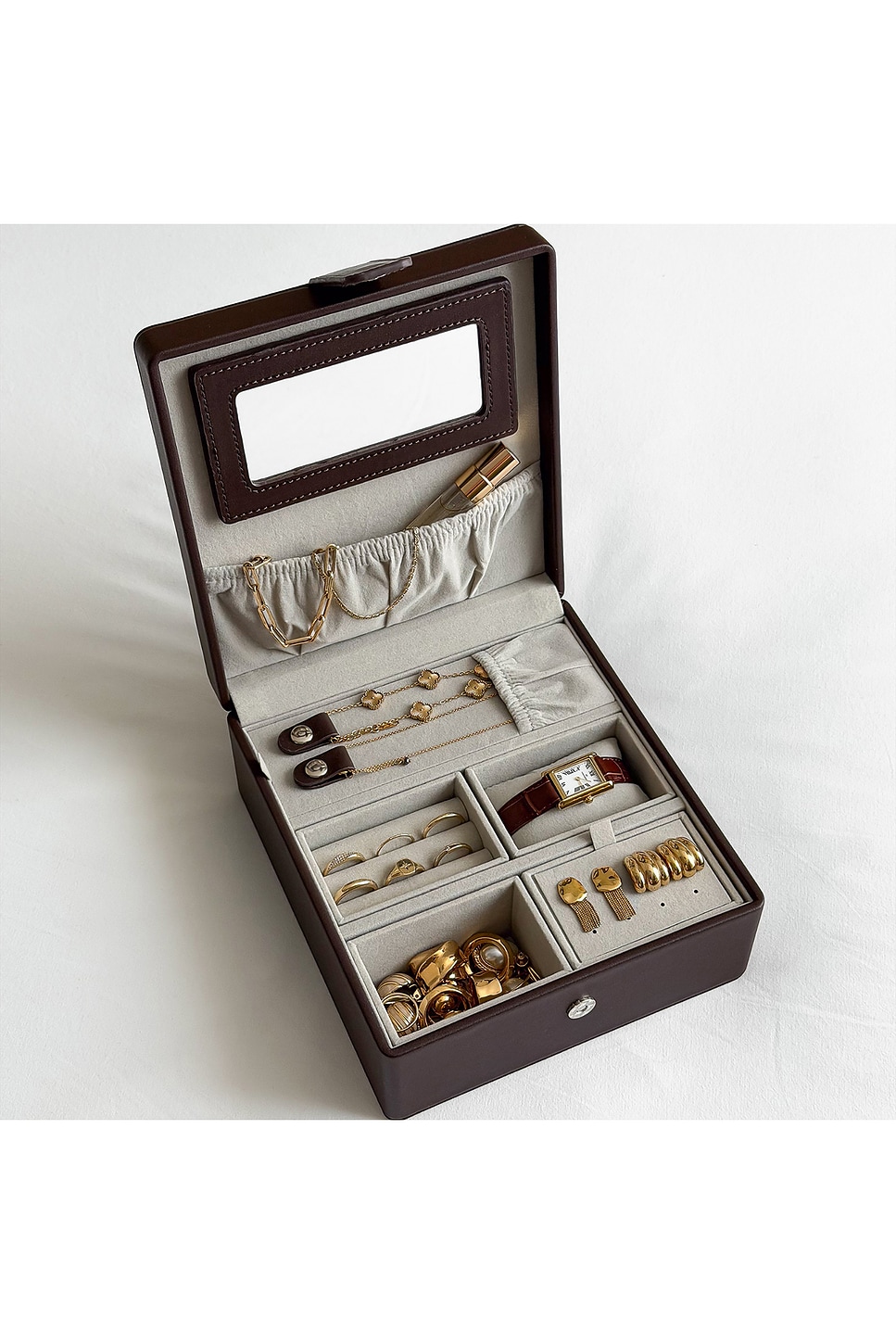 Etoile Collective Capsule Case In Brown