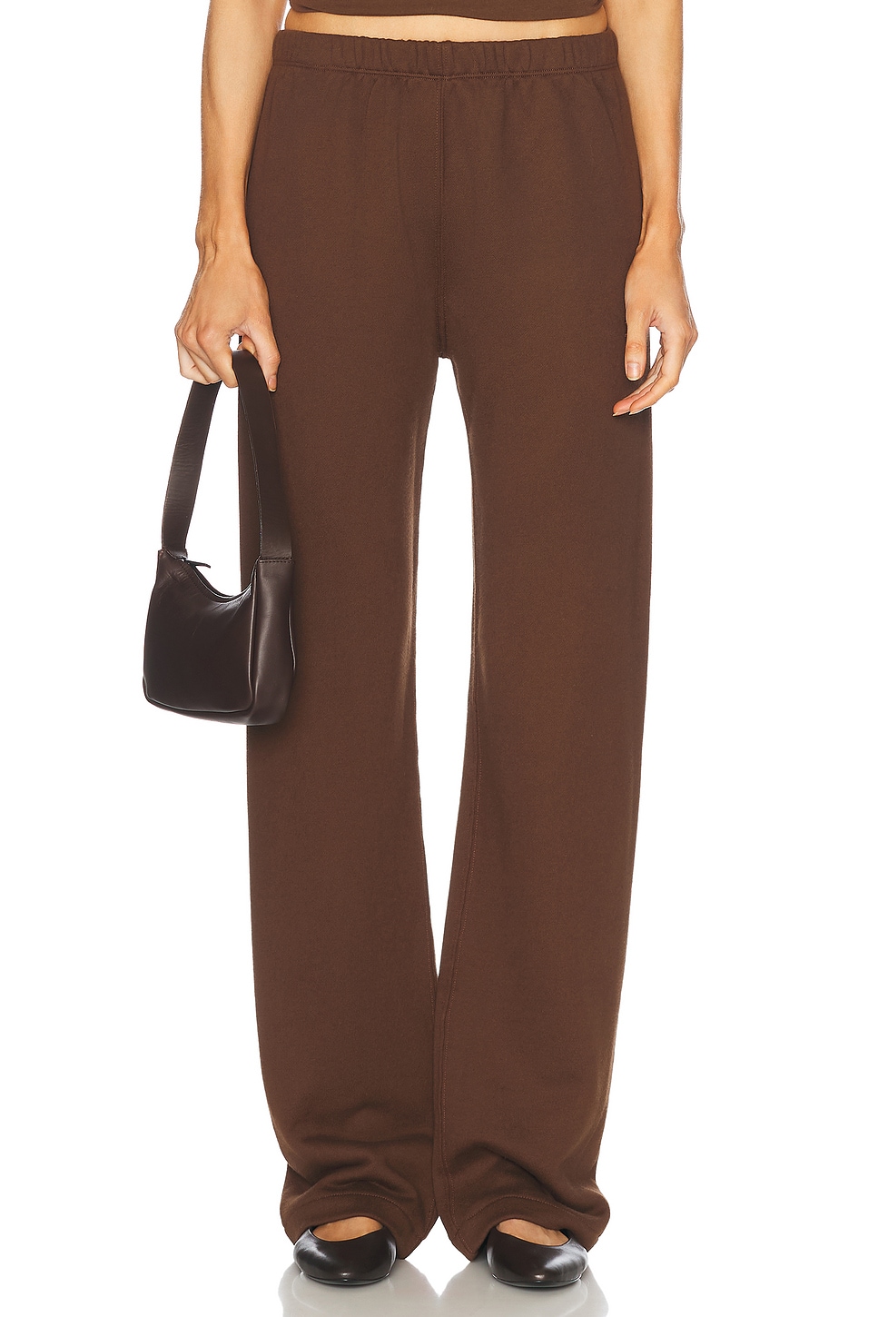 Eterne Straight Leg Sweatpant in Chocolate