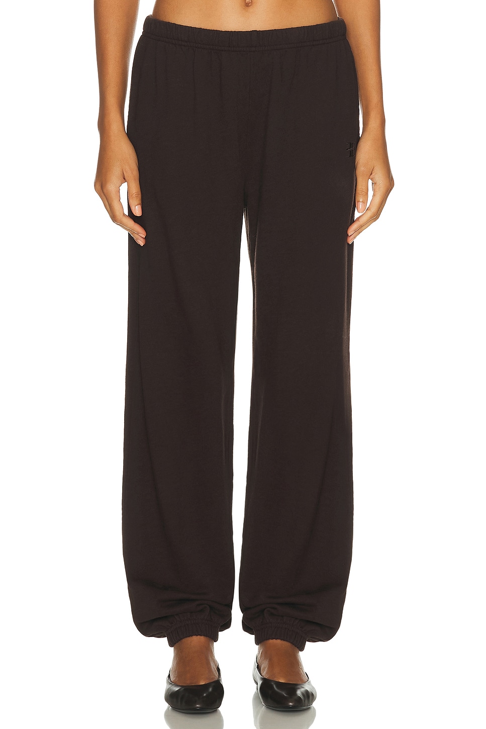 Éterne Boyfriend Lightweight French Terry Pocket Sweatpant In Brown