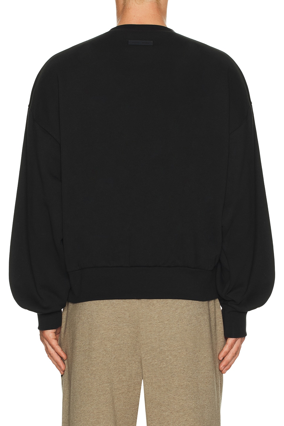 Fear of God ESSENTIALS Classic Crewneck Sweatshirt in Vintage Black | FWRD