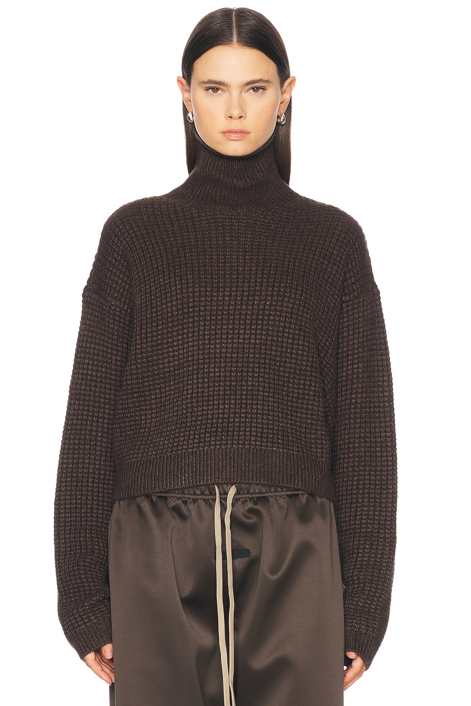 Cropped Turtleneck Sweater in Brown