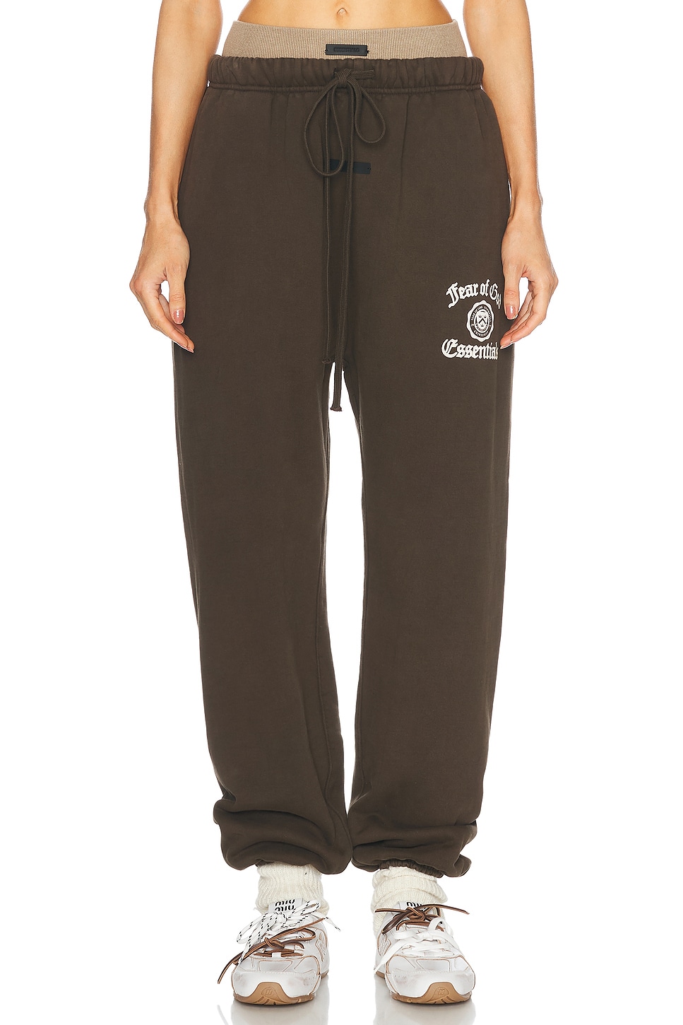 Fleece Jogger in Brown