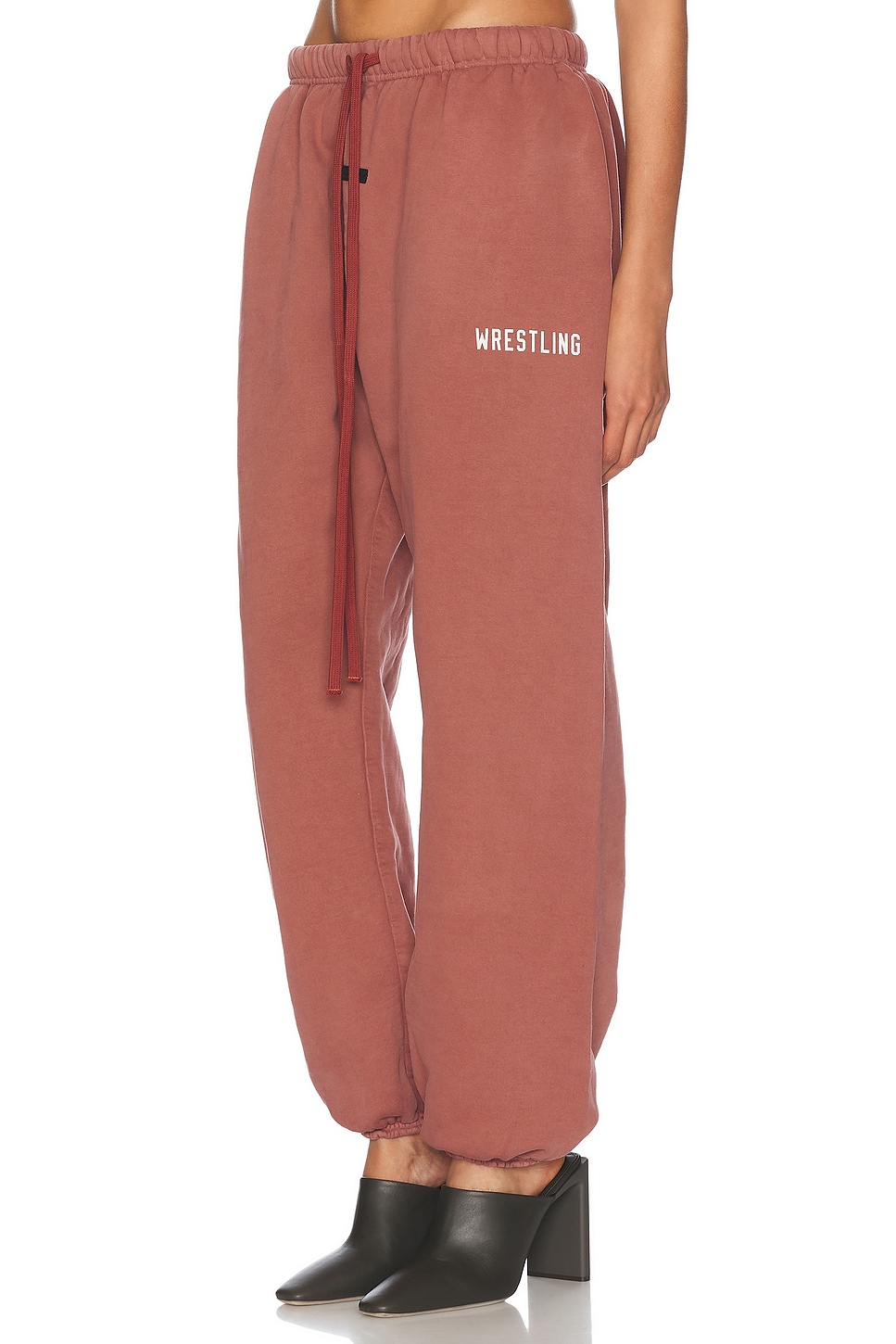 Image 3 of Fear of God ESSENTIALS Heavy Fleece Sweatpant in Crimson