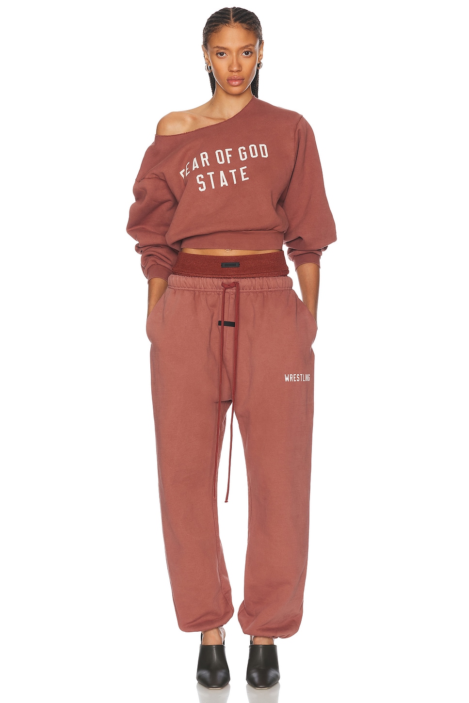 Image 5 of Fear of God ESSENTIALS Heavy Fleece Sweatpant in Crimson