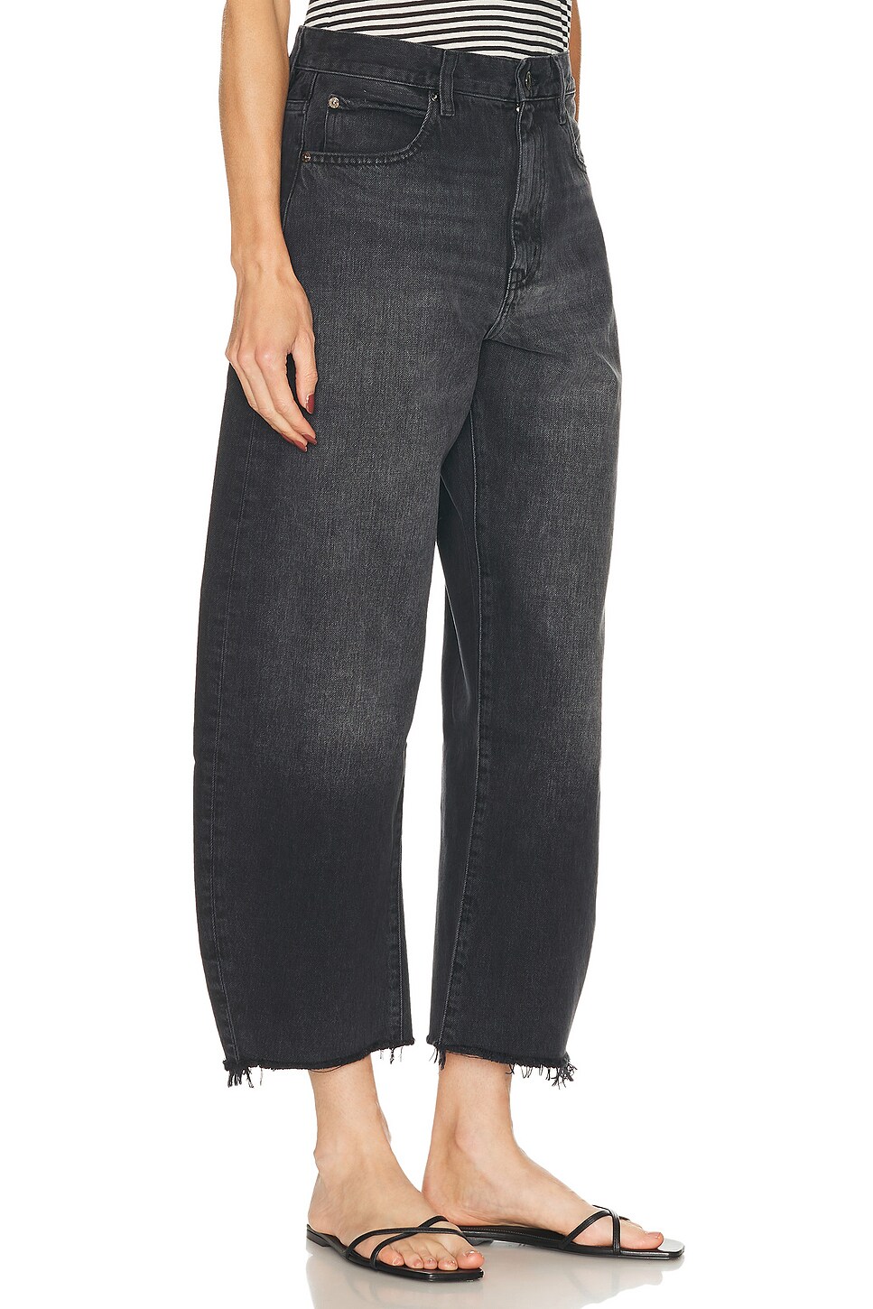 FRAME Bubble Crop Jeans
