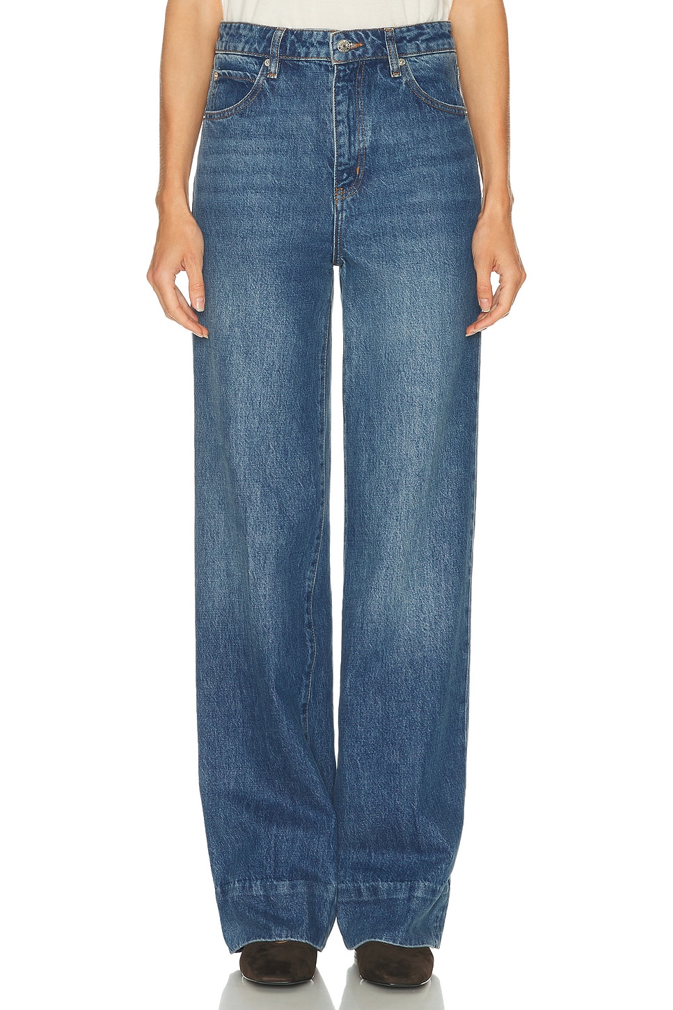 Image 1 of FRAME The Streamline Jeans in Swan