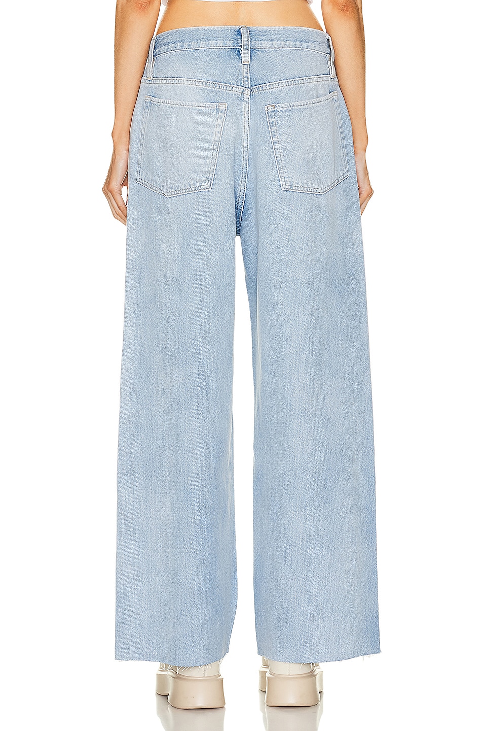 FRAME Le Low Baggy Wide Leg in Natoma Clean | FWRD