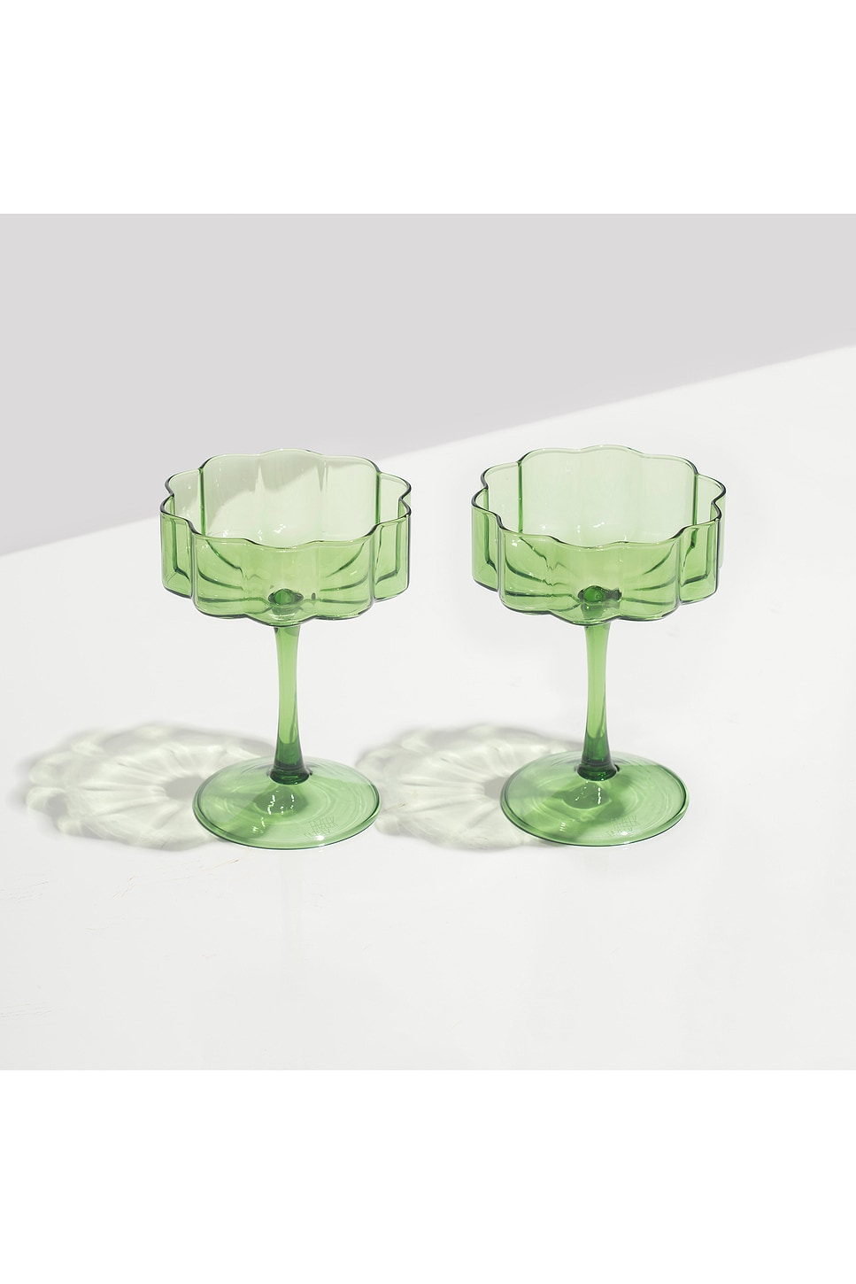 Wave Coupe Glasses Set of 2 - Thumbnail 4