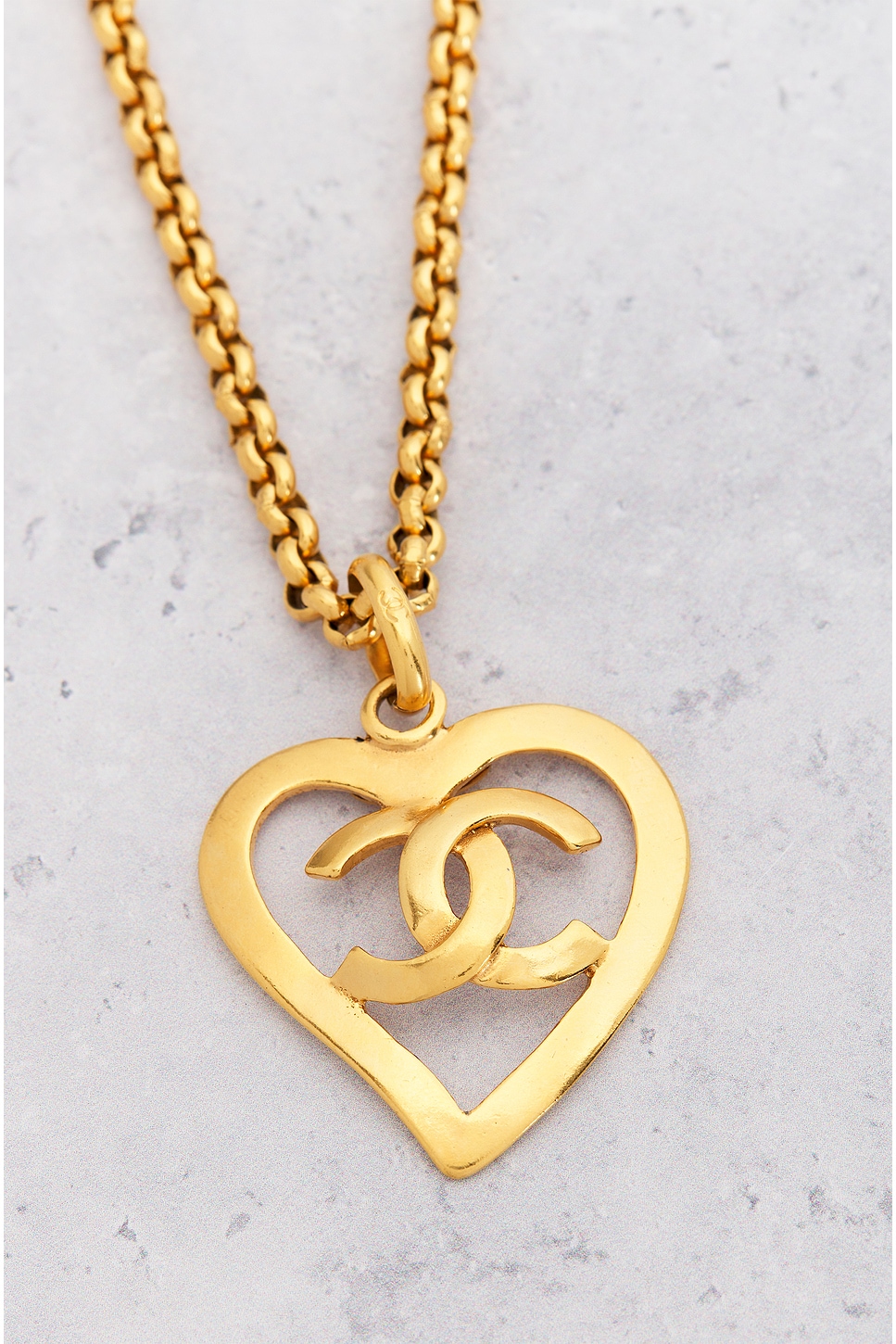 FWRD Renew Chanel 1995 CC Heart Necklace in Gold | FWRD