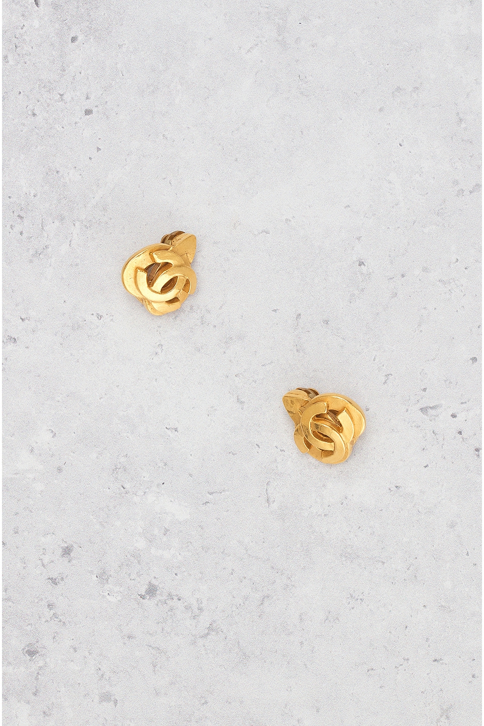 Pre-owned Chanel Coco Mark Plated Earrings In Gold