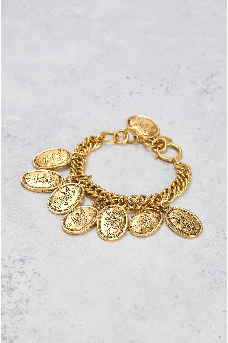 Pre-owned Chanel Coin Charm Bracelet In Gold