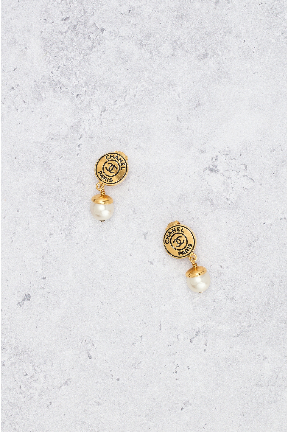 Pre-owned Chanel Coco Mark Pearl Earrings In Gold