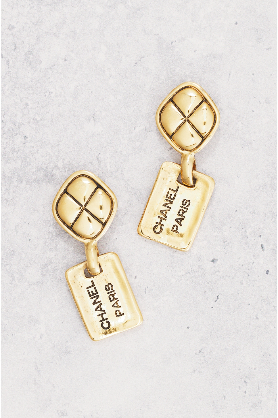 Pre-owned Chanel Logo Plate Clip-on Earrings In Gold