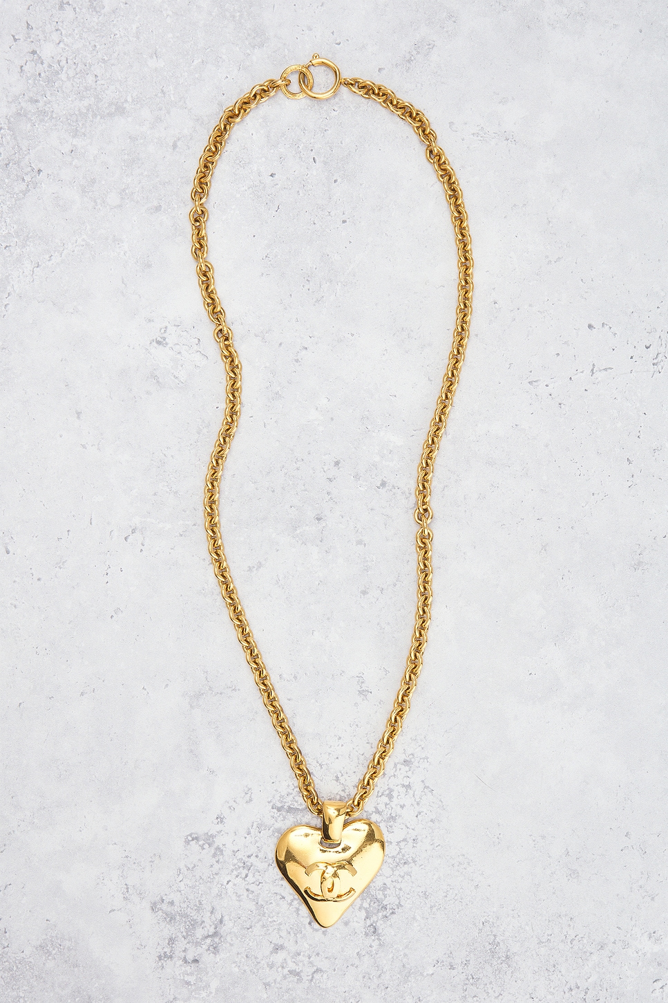 Pre-owned Chanel Coco Heart Necklace In Gold