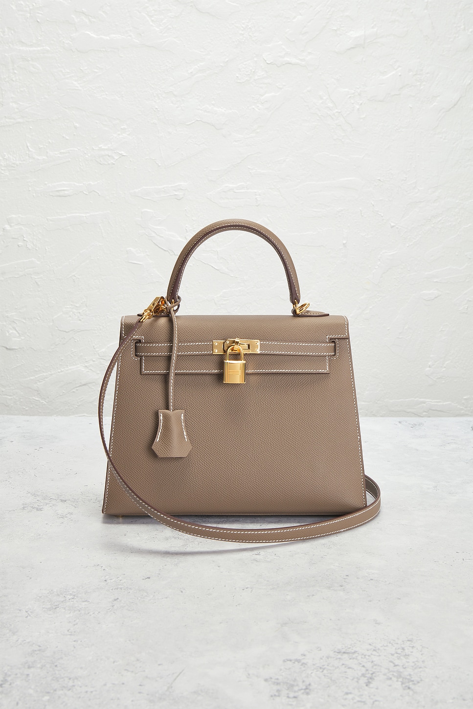 Pre-owned Hermes Epsom Kelly Handbag In Brown