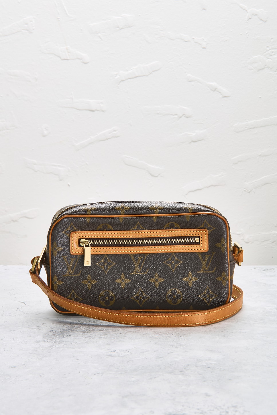 Pre-owned Louis Vuitton Monogram Pochette Cite Shoulder Bag In Brown