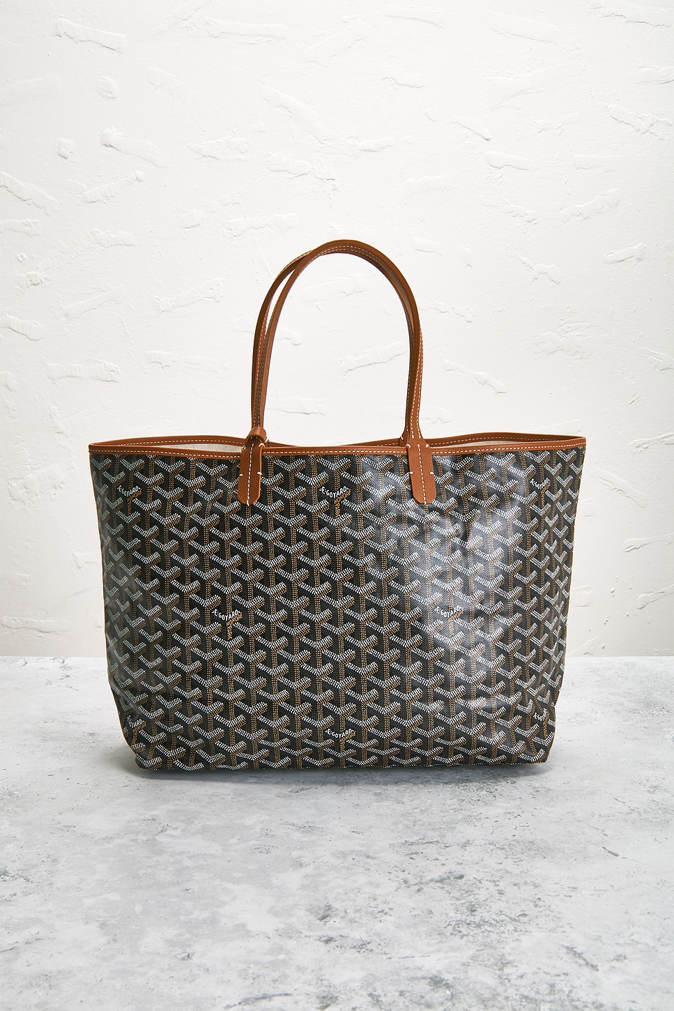 Pre-owned Goyard Saint Louis Pm Tote Bag In Black