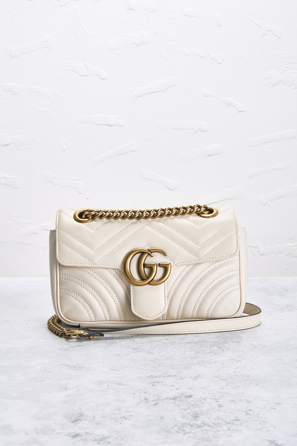 Pre-owned Gucci Mini Gg Marmont Shoulder Bag In White