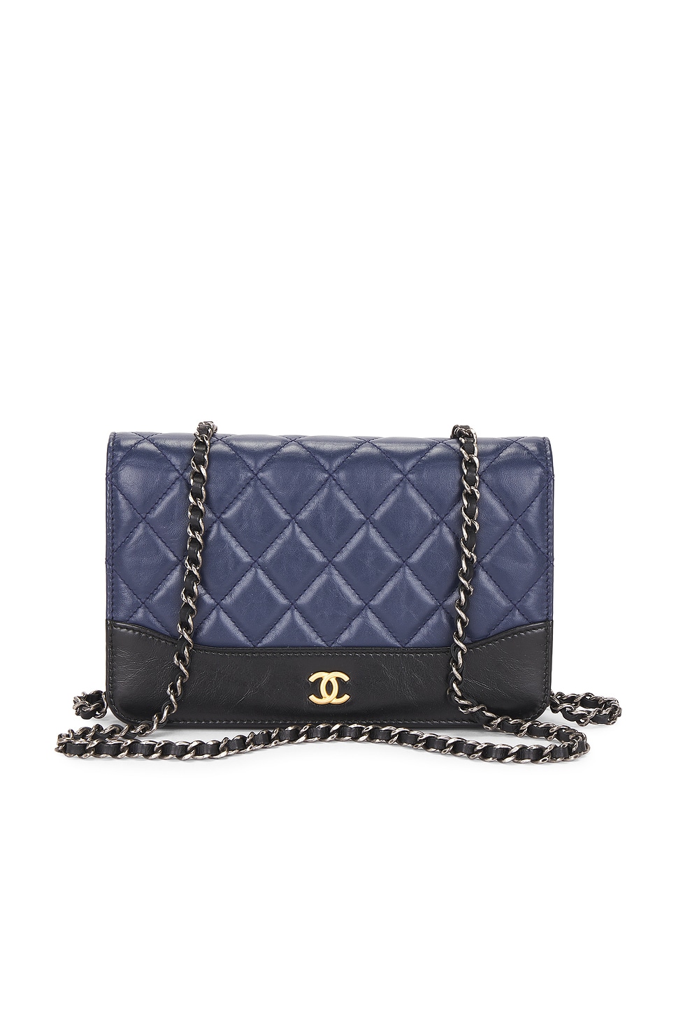 chanel Chanel Lambskin Gabrielle Wallet On Chain