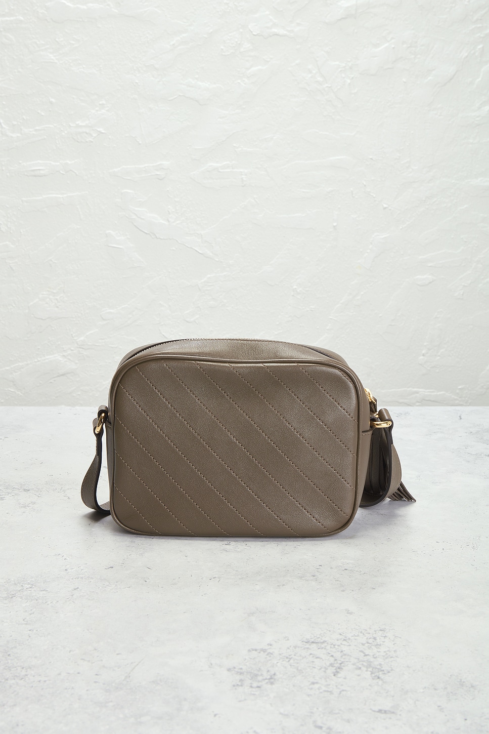FWRD Renew Gucci Sakai Be Green Blondie Camera Bag | Thumbnail 3 FWRD Renew Gucci Sakai Be Green Blondie Camera Bag | Thumbnail 3