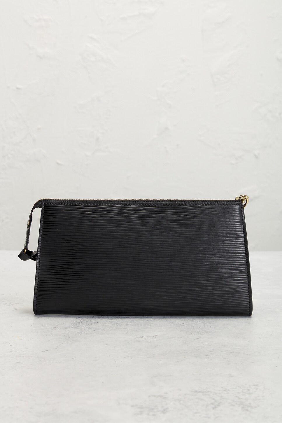 FWRD Renew Louis Vuitton Epi Pochette Accessoires 24 Shoulder Bag | Thumbnail 11