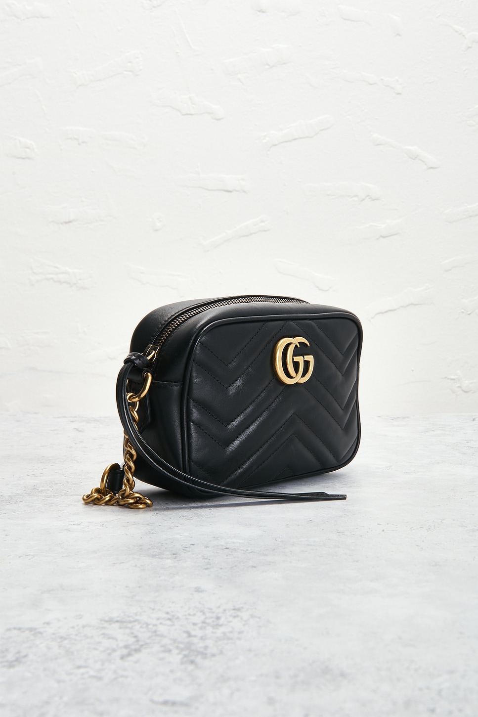 FWRD Renew Gucci Mini GG Marmont Shoulder Bag | Thumbnail 4 FWRD Renew Gucci Mini GG Marmont Shoulder Bag | Thumbnail 4