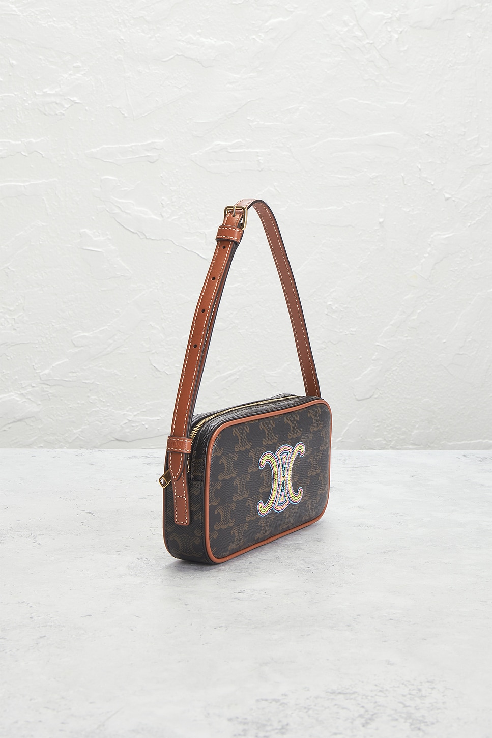 FWRD Renew Celine Triomphe Camera Bag | Thumbnail 4 FWRD Renew Celine Triomphe Camera Bag | Thumbnail 4
