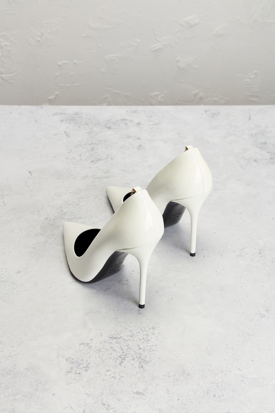 Image 3 of FWRD Renew TOM FORD Patent Leather Chain Pump 105 in White