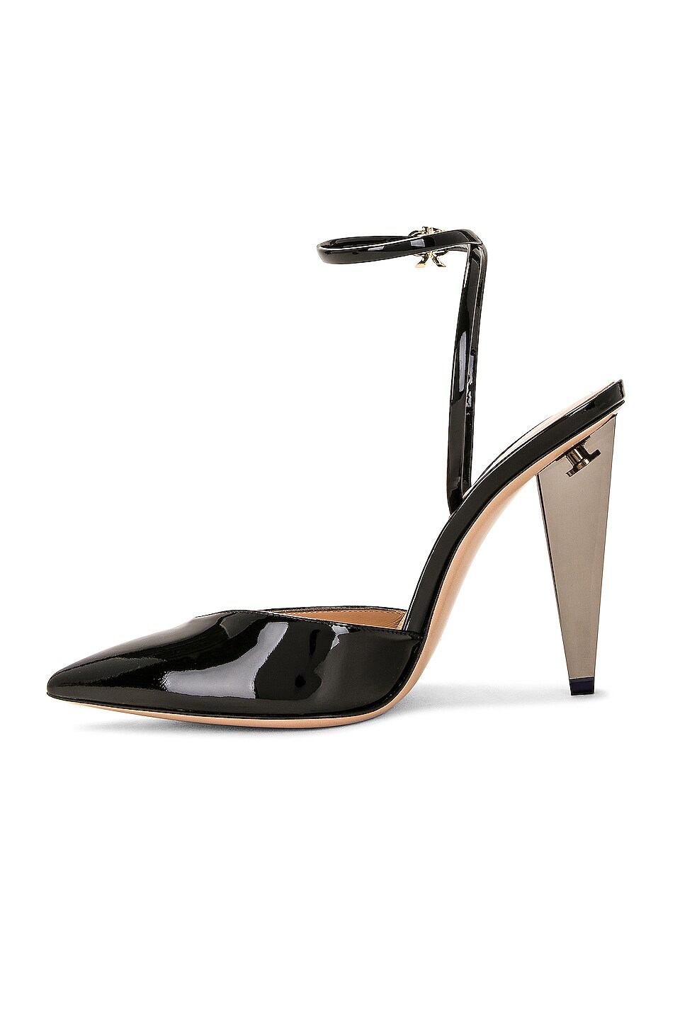 Gianvito Rossi Vernice Pumps in Black FWRD