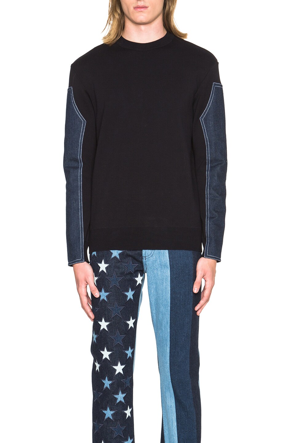 Image 1 of Givenchy Pullover in Navy