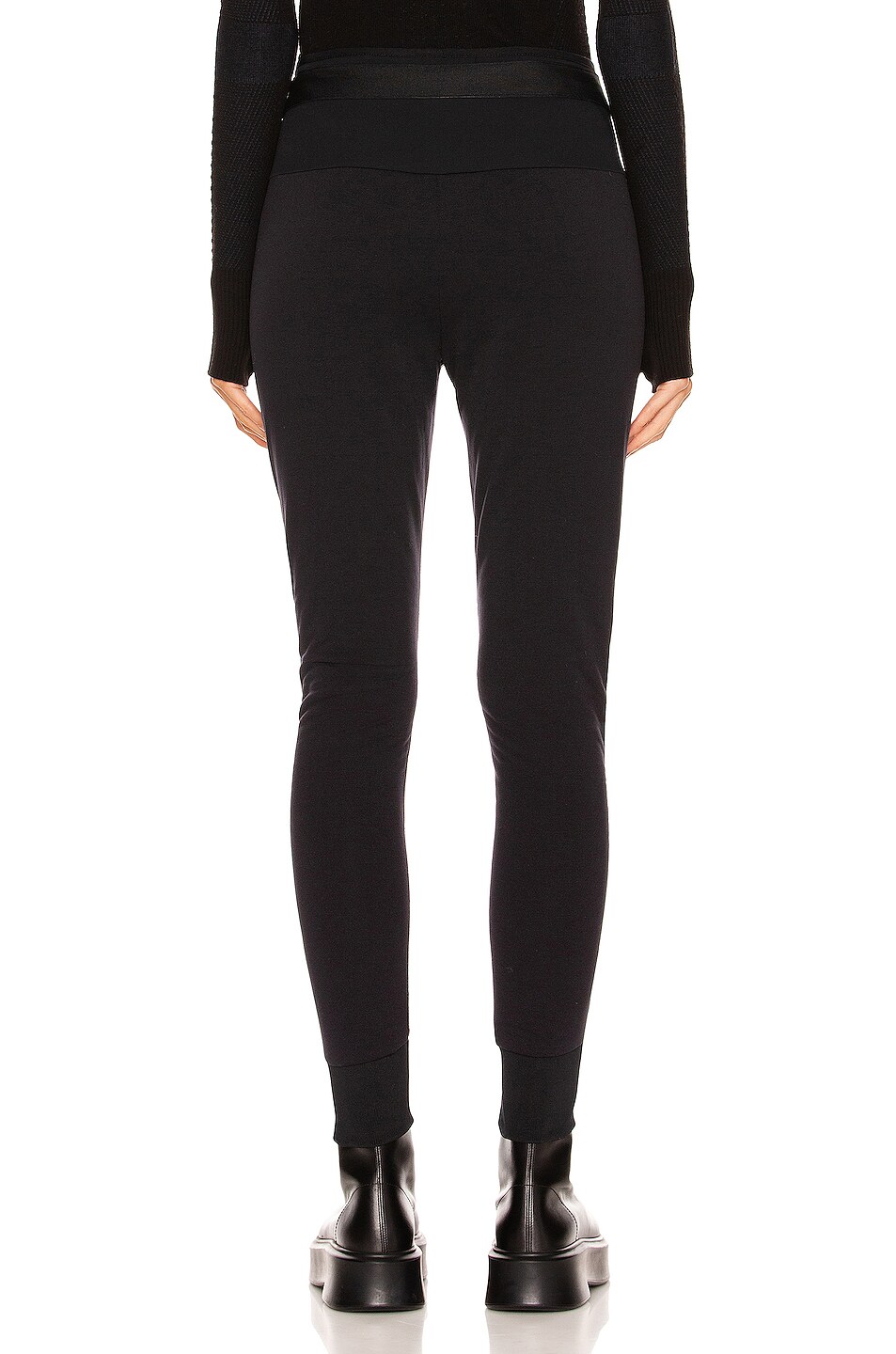 HOLDEN Hybrid Down Jogger in Black FWRD