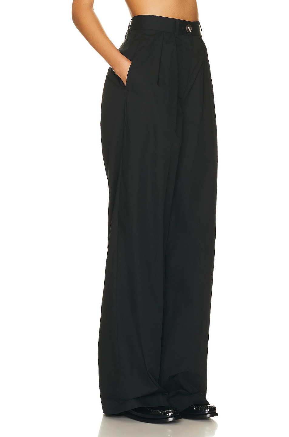 Helsa Cotton Poplin Trouser in Black | FWRD