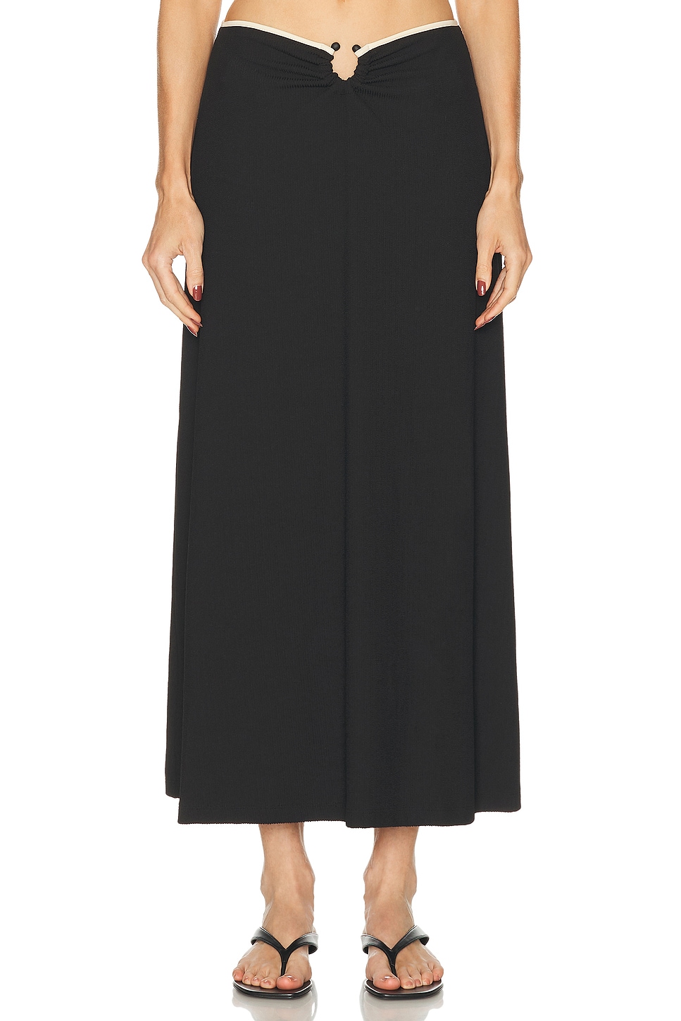 Crinkle Keel Midi Skirt in Black