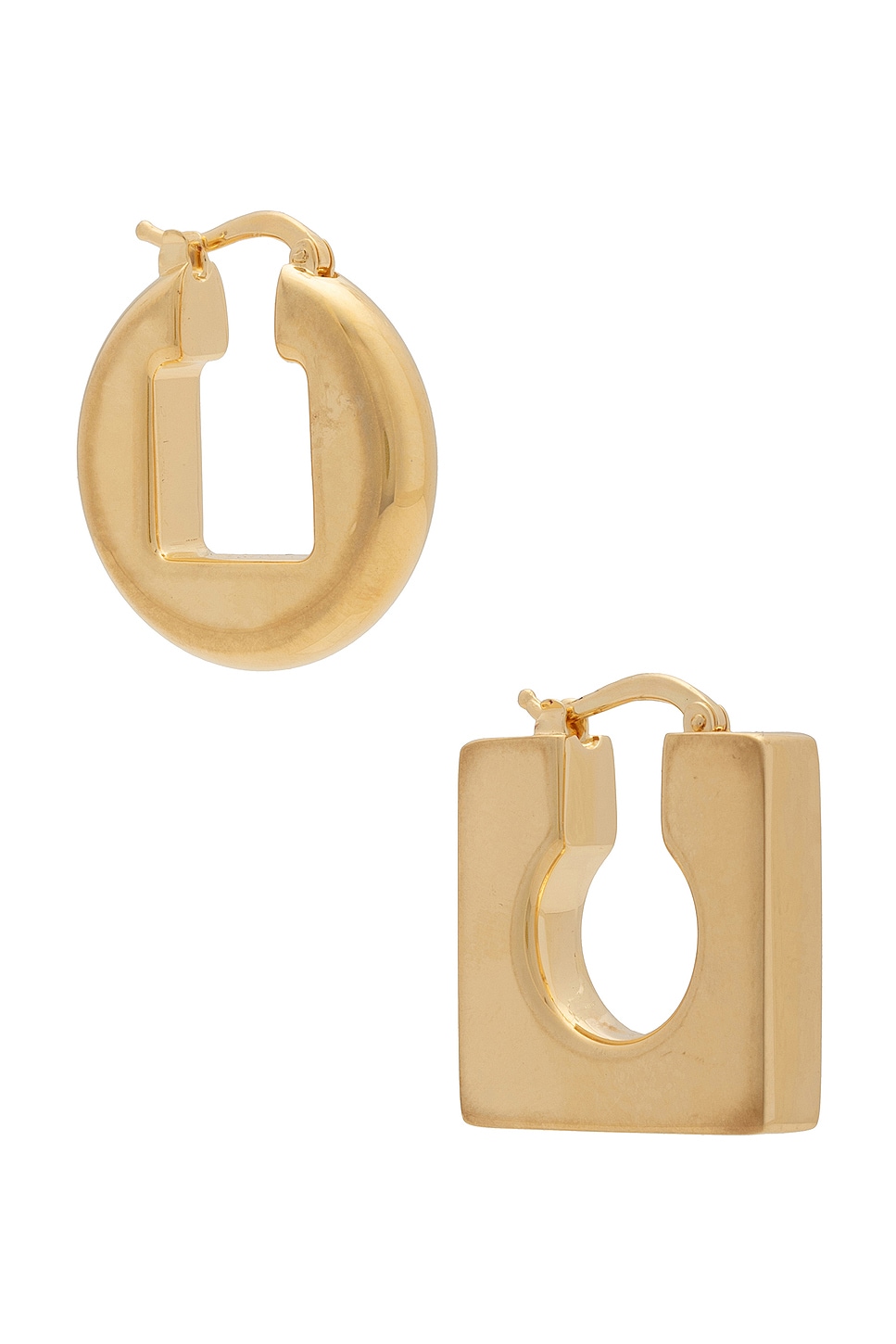 Image 1 of JACQUEMUS Les Boucles Rond Carre in Light Gold