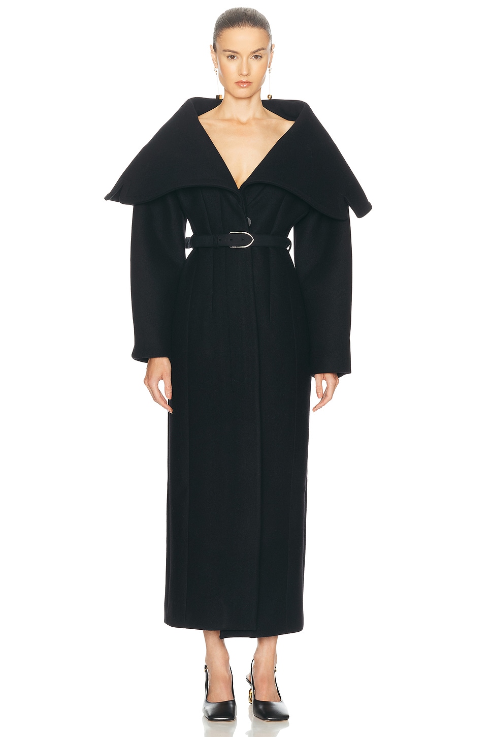 Image 1 of JACQUEMUS Le Manteau Caruso in Black