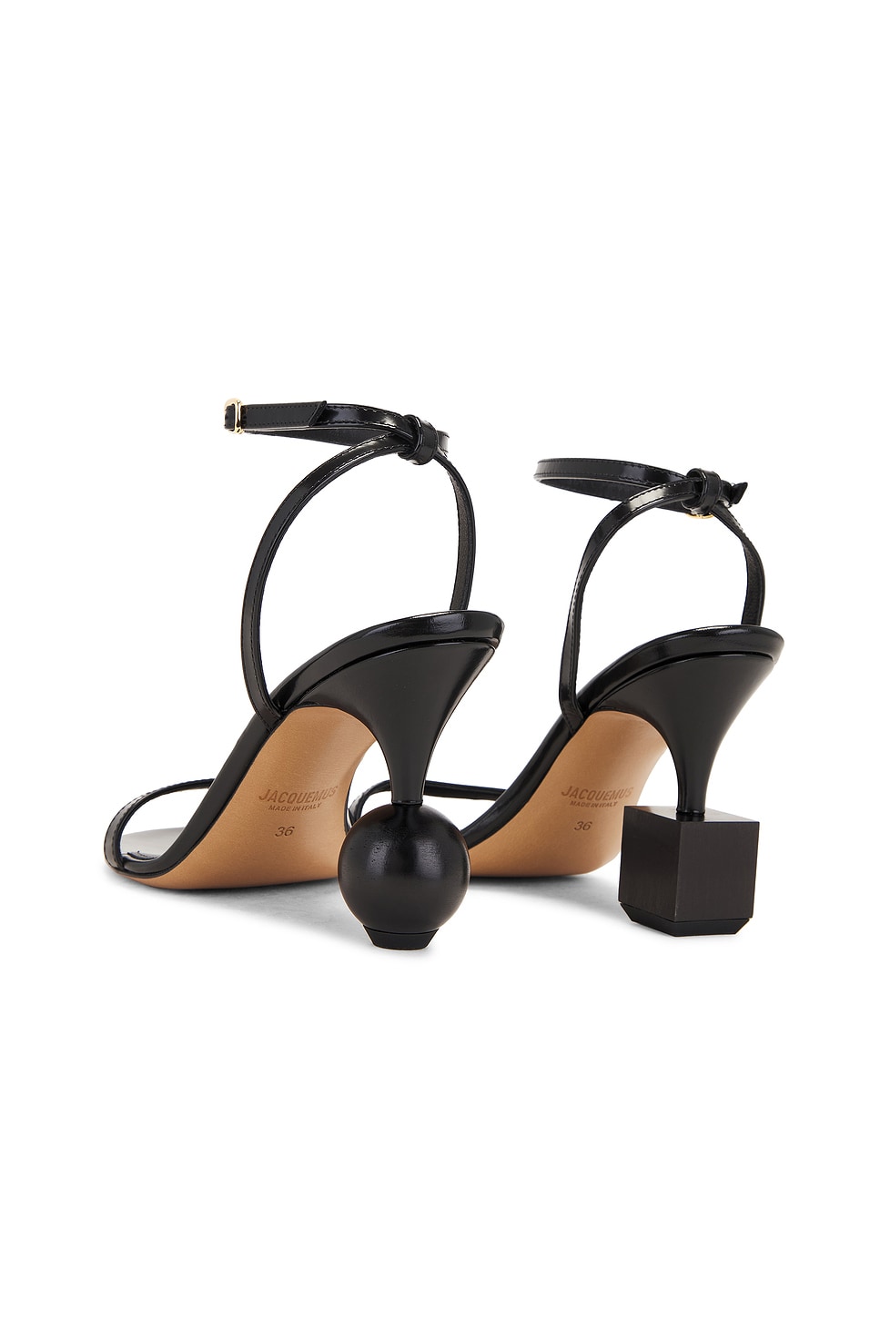 Image 1 of JACQUEMUS Les Sandales Bisou in Black