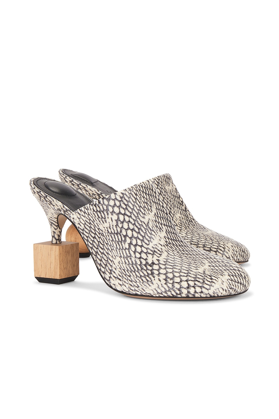 Jacquemus Les Mules Bisou