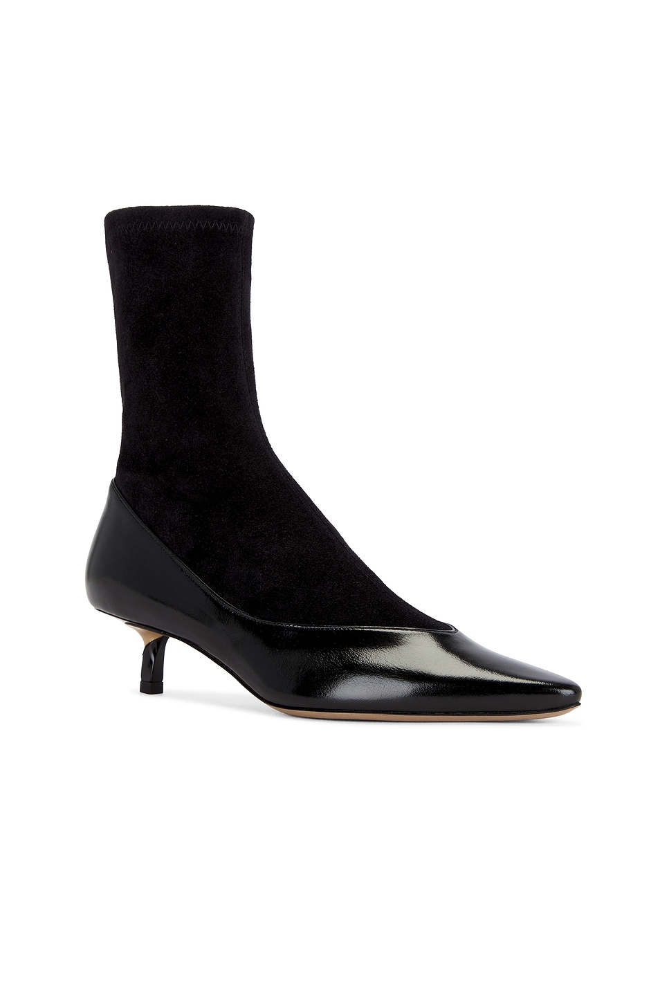 Jacquemus Les Bottines Tourni Pump In Black
