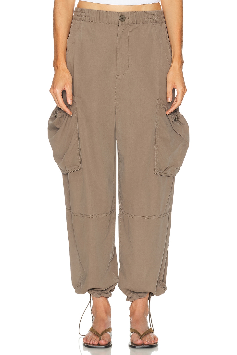 Easton Pull On Pant in Grey