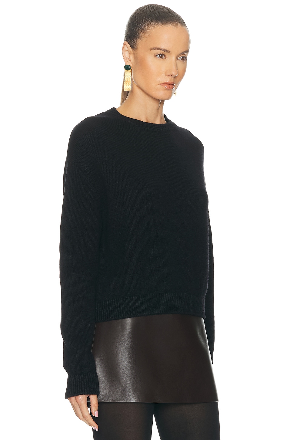 Khaite Milo Cashmere Sweater In Black