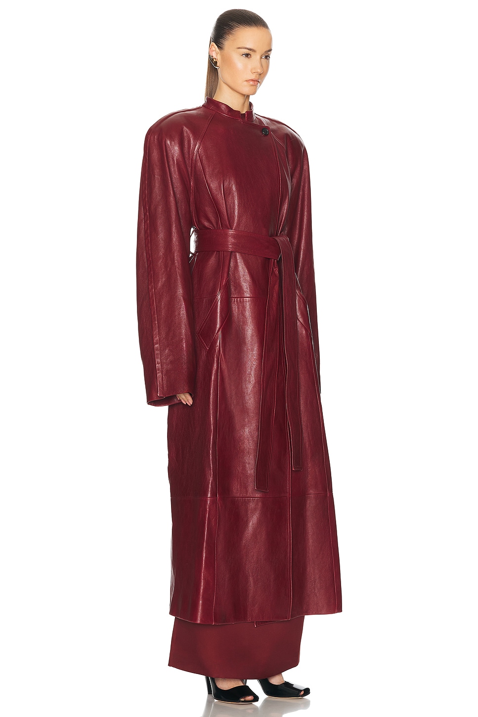 Shop Khaite Rothen Coat In Oxblood