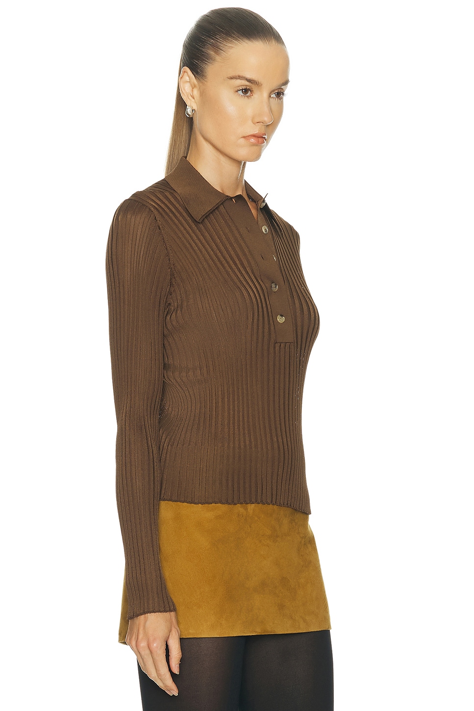 Khaite Vin Ribbed Buttoned-top In Brown