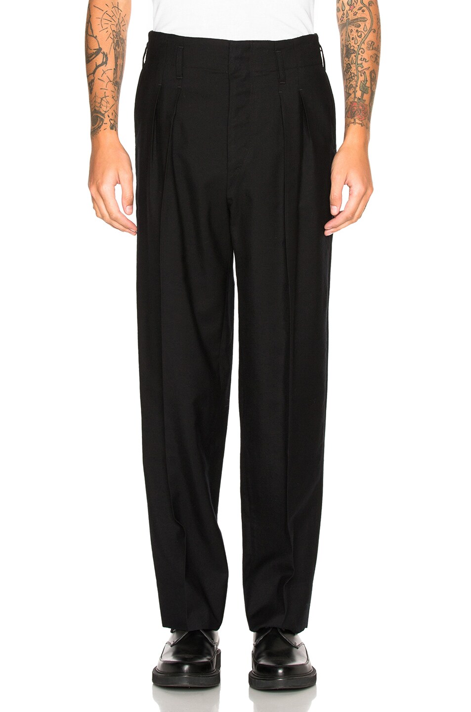 Image 1 of Lemaire Cotton Linen Carrot Trousers in Black
