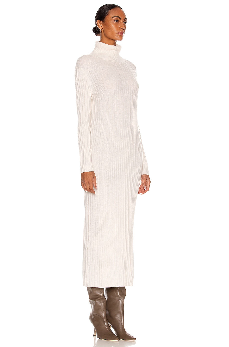 Lisa Yang Cashmere Lauren Dress in Cream | FWRD