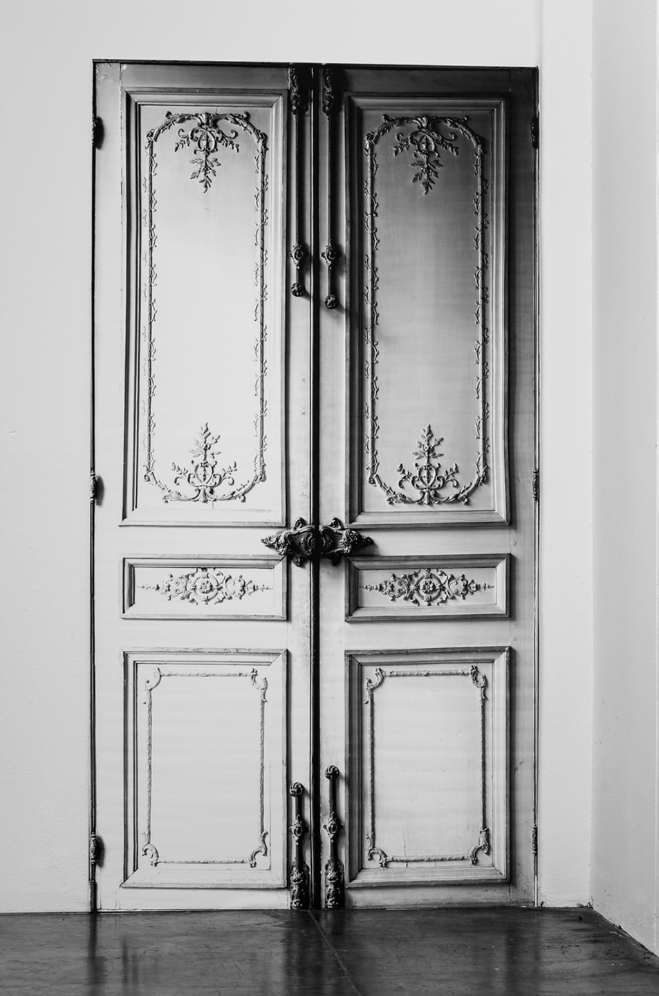 Image 1 of Maison Margiela Haussmannienne Door Adhesive in Black & White