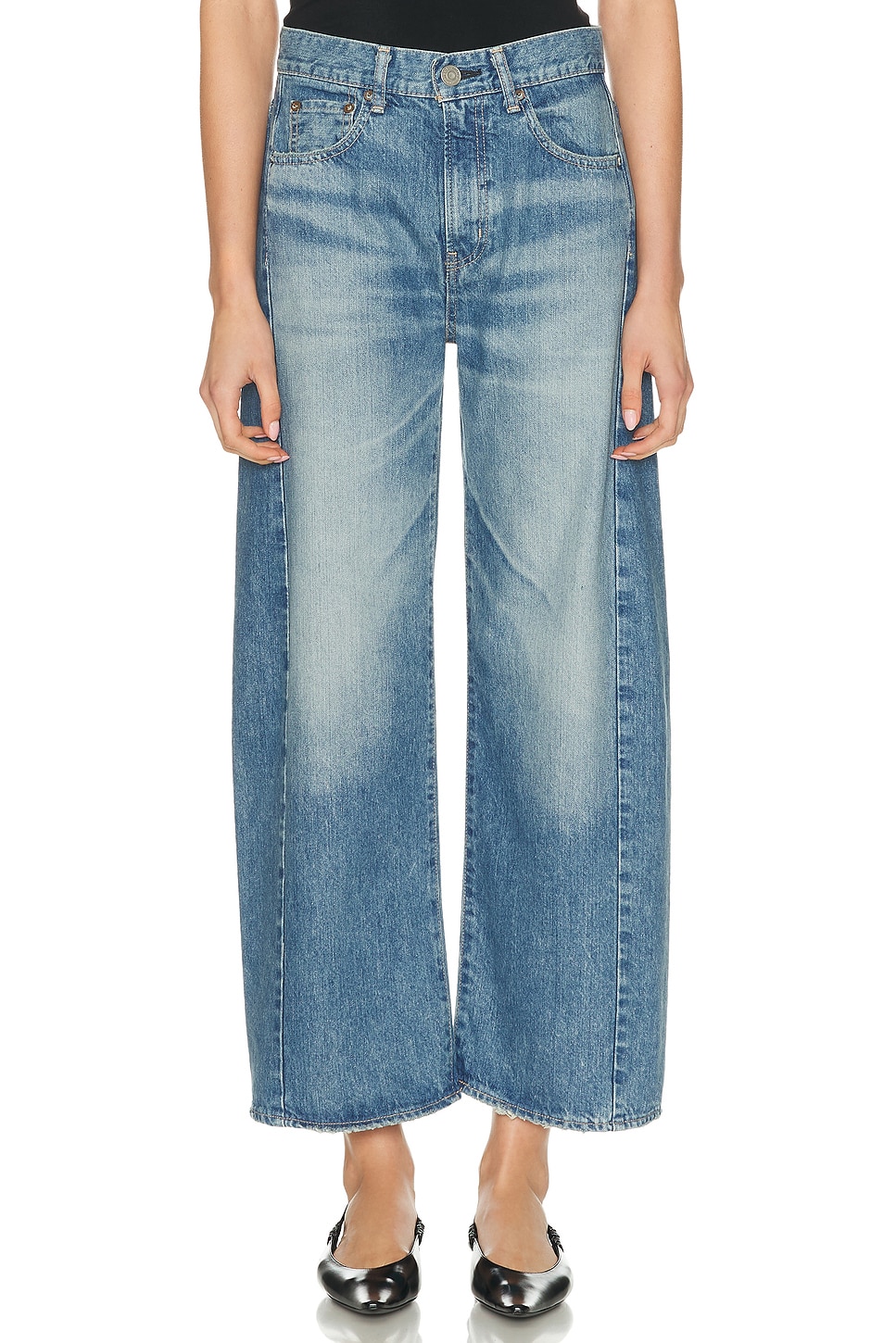 Image 1 of Moussy Vintage Bayard Side Line Cocoon Jeans in Blue