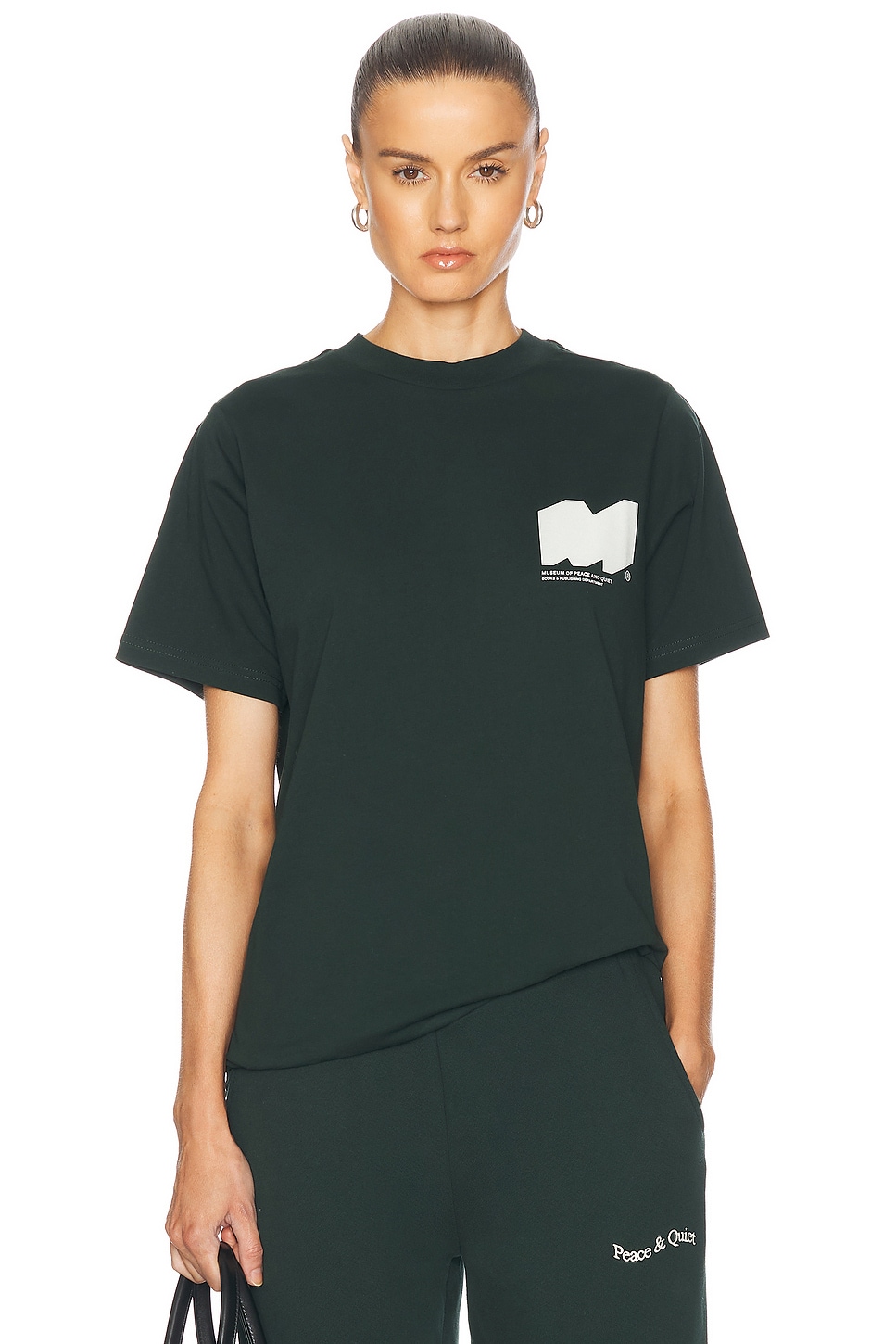 Museum Publishing T-Shirt in Dark Green