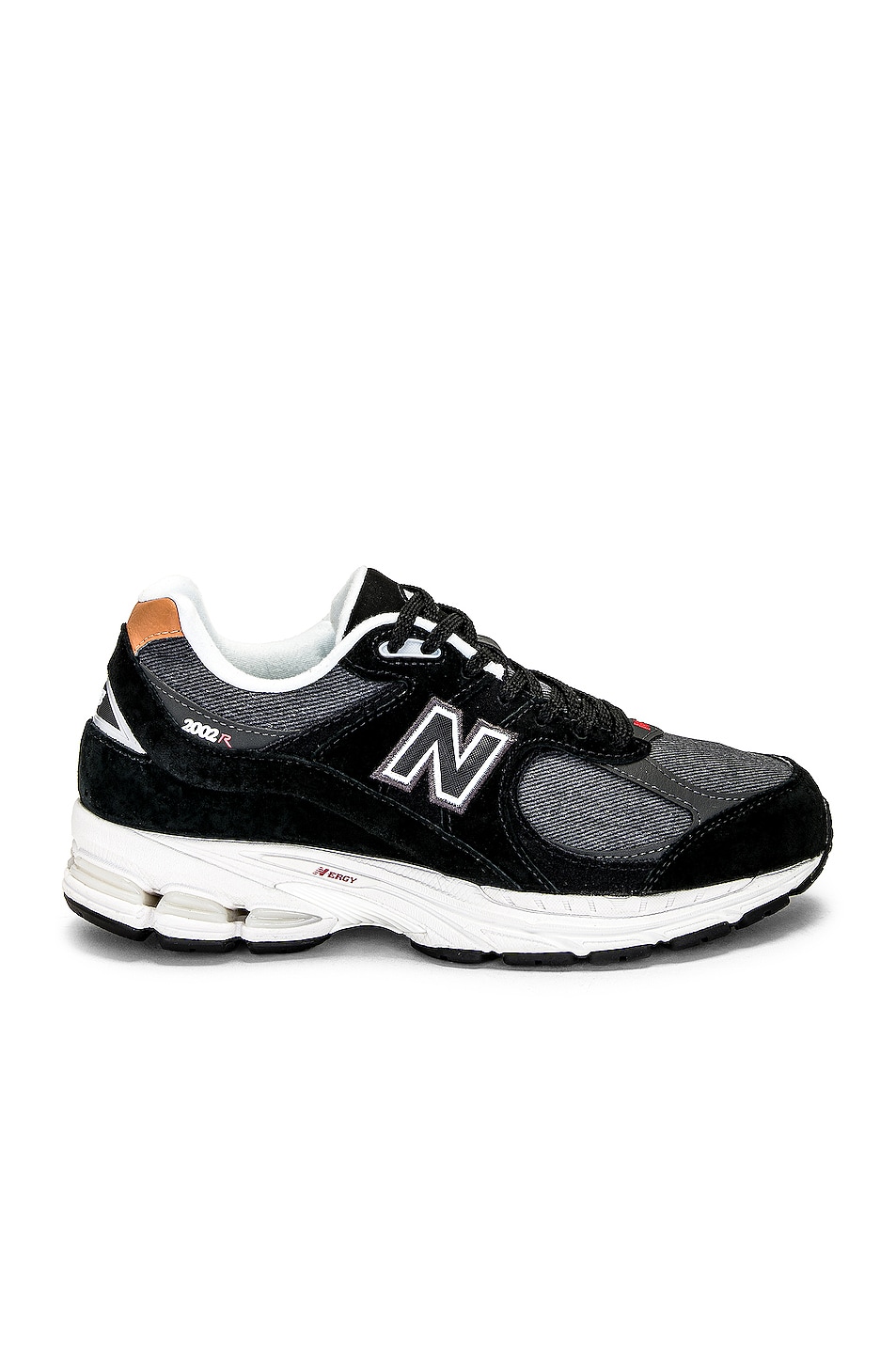 Image 1 of New Balance 2002r Sneaker in Black